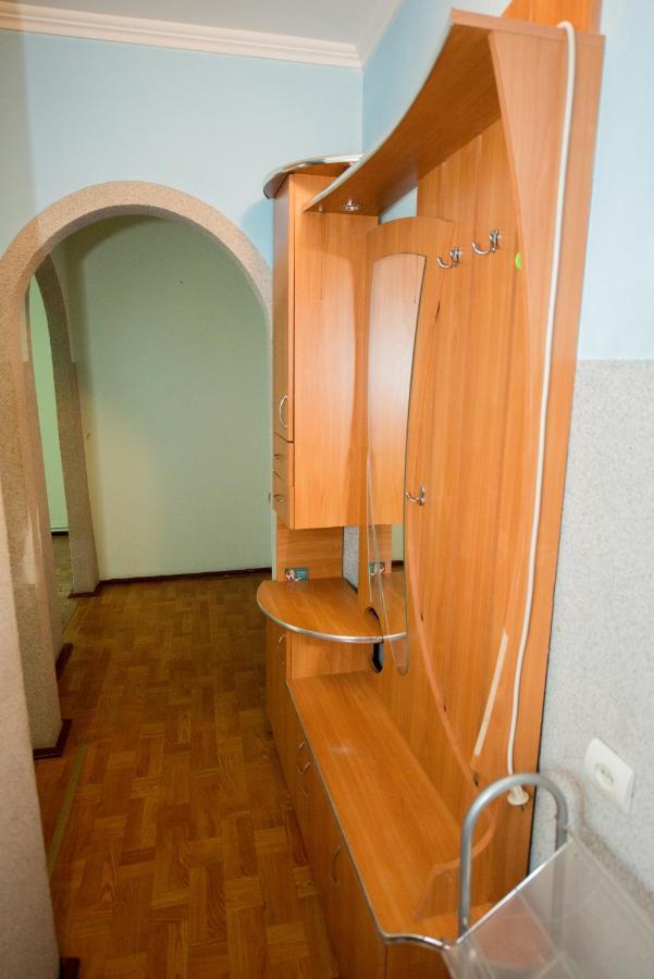 Затишна 2 Кімнатна Квартира, Тролейбусна Івано-Франківськ Екстер'єр фото